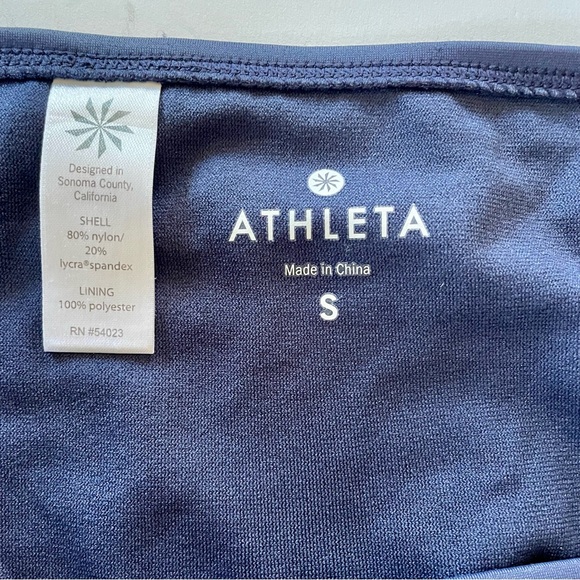 SOLD Athleta Aqualuxe Floral Loop Bikini Set Women’s Small Navy Blue Halter - Picture 11 of 16